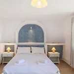 아파트 Antoninis Village *