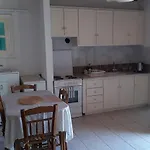 Antoninis Village 아파트